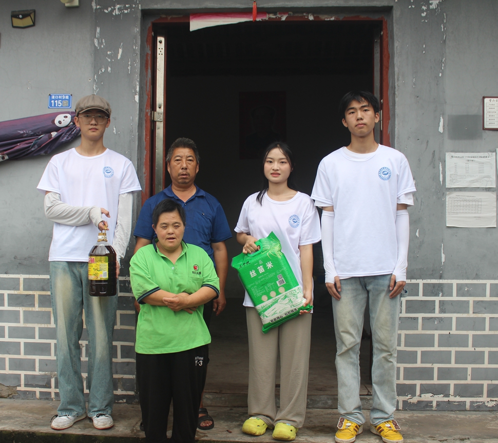 走访送温暖,关怀入人心2 走访送温暖,关怀入人心2