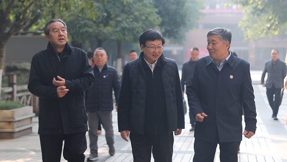 MNC_7329(1) MNC_7329(1)