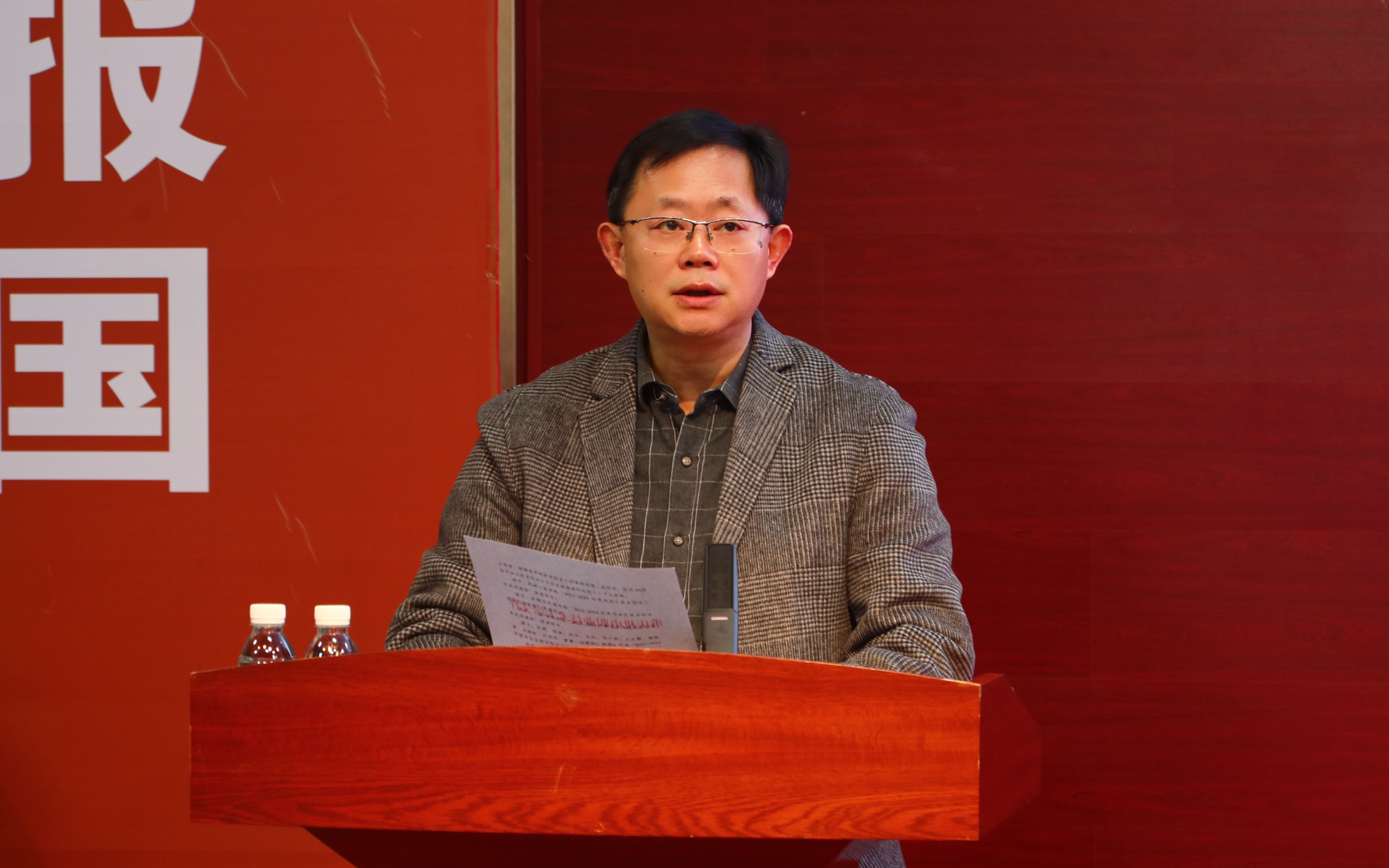 eb46a962-469b-449d-914a-cf55bca92f81 eb46a962-469b-449d-914a-cf55bca92f81