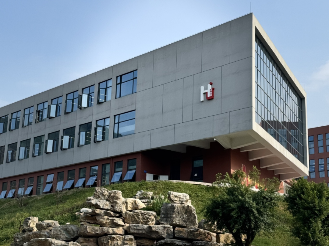 baeb80a1-770a-4bbb-90c5-e77598467199