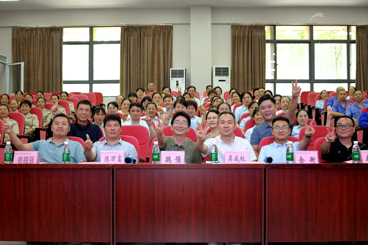 cdb1fb0aa7ea793b755b3f5041b1a74(1) cdb1fb0aa7ea793b755b3f5041b1a74(1)