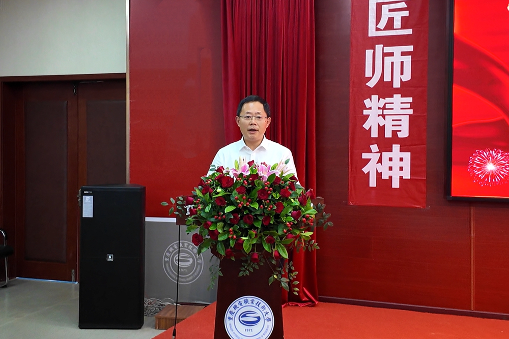 e9fc2aae-cace-42fb-9a06-e0594d63d4c4 e9fc2aae-cace-42fb-9a06-e0594d63d4c4