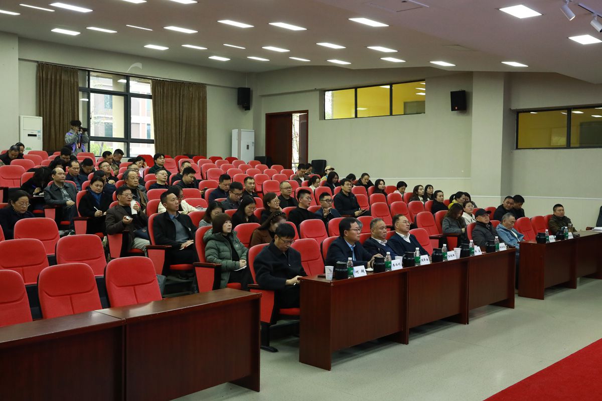 MNC_0433(1) MNC_0433(1)