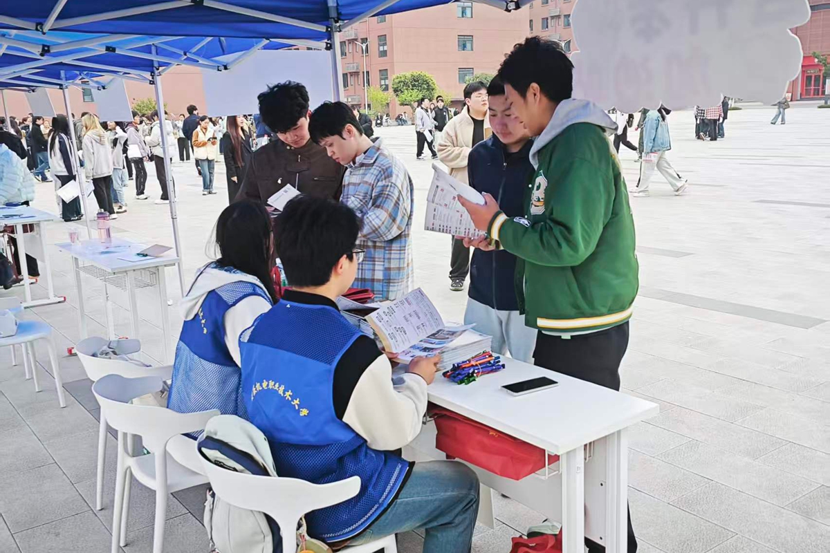 e7b0d633bfd3760aedbd53db4556b78b e7b0d633bfd3760aedbd53db4556b78b